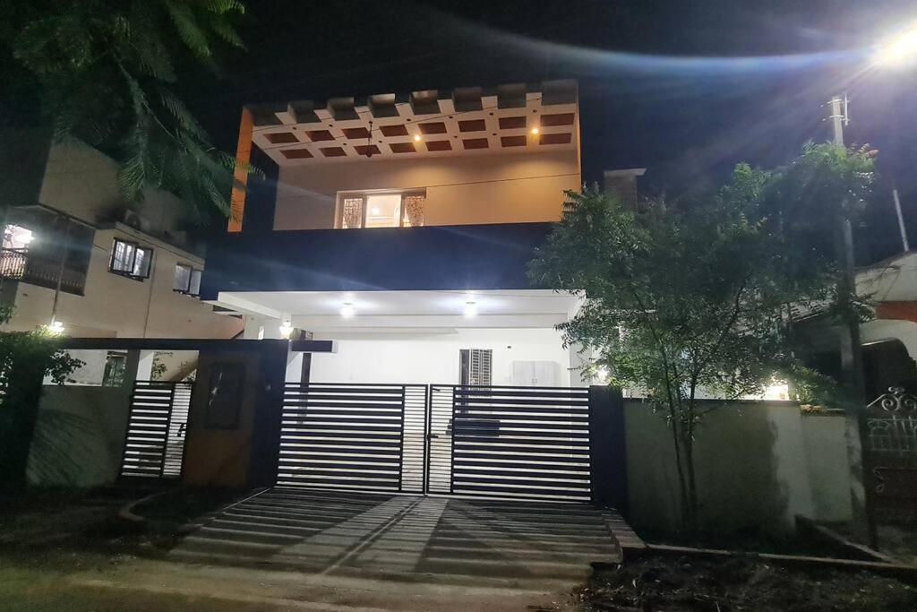 Villa Kamalam 2 Bhk - Non Ac à Coimbatore Extérieur photo