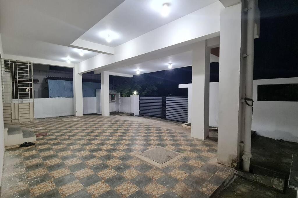 Villa Kamalam 2 Bhk - Non Ac à Coimbatore Extérieur photo